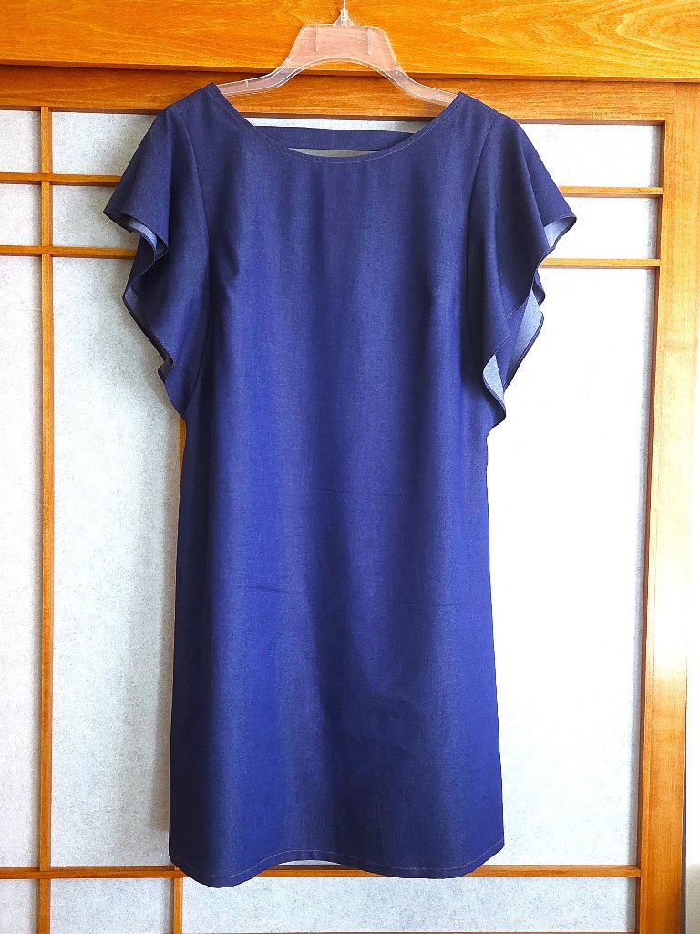 Edas Italy Boutique Navy Blue Flutter Sleeves V-Back Boat Neck Front Paid 86